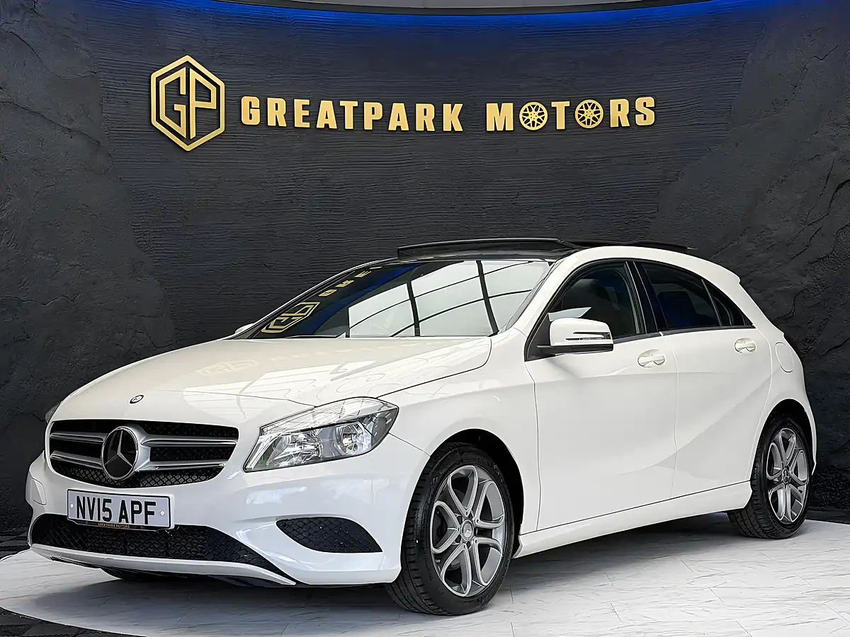 Used 2015 Mercedes-Benz a Class Sport White - Front View