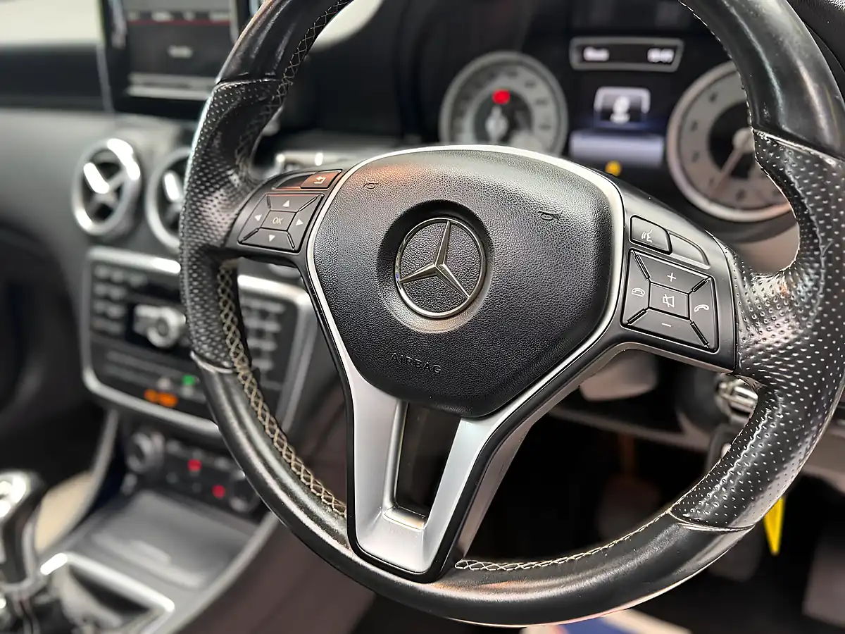 Used 2015 Mercedes-Benz a Class Sport White - Interior and Exterior details 14