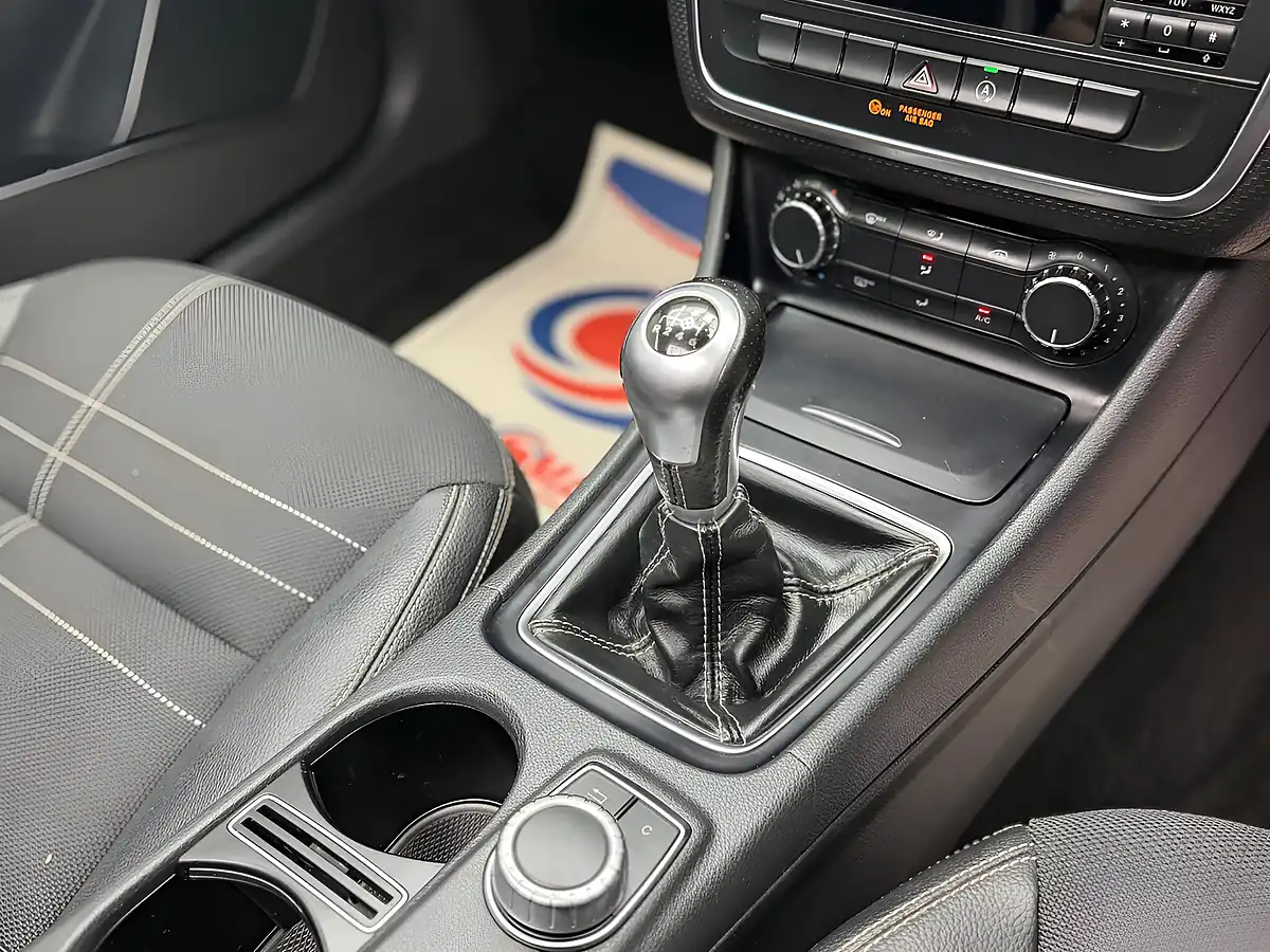 Used 2015 Mercedes-Benz a Class Sport White - Interior and Exterior details 19