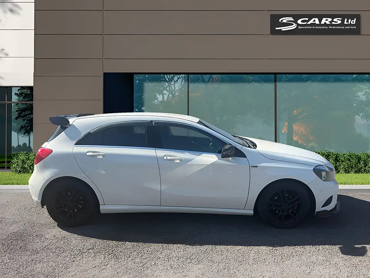 Used 2015 Mercedes-Benz a-Class Sport White - Interior and Exterior details 7