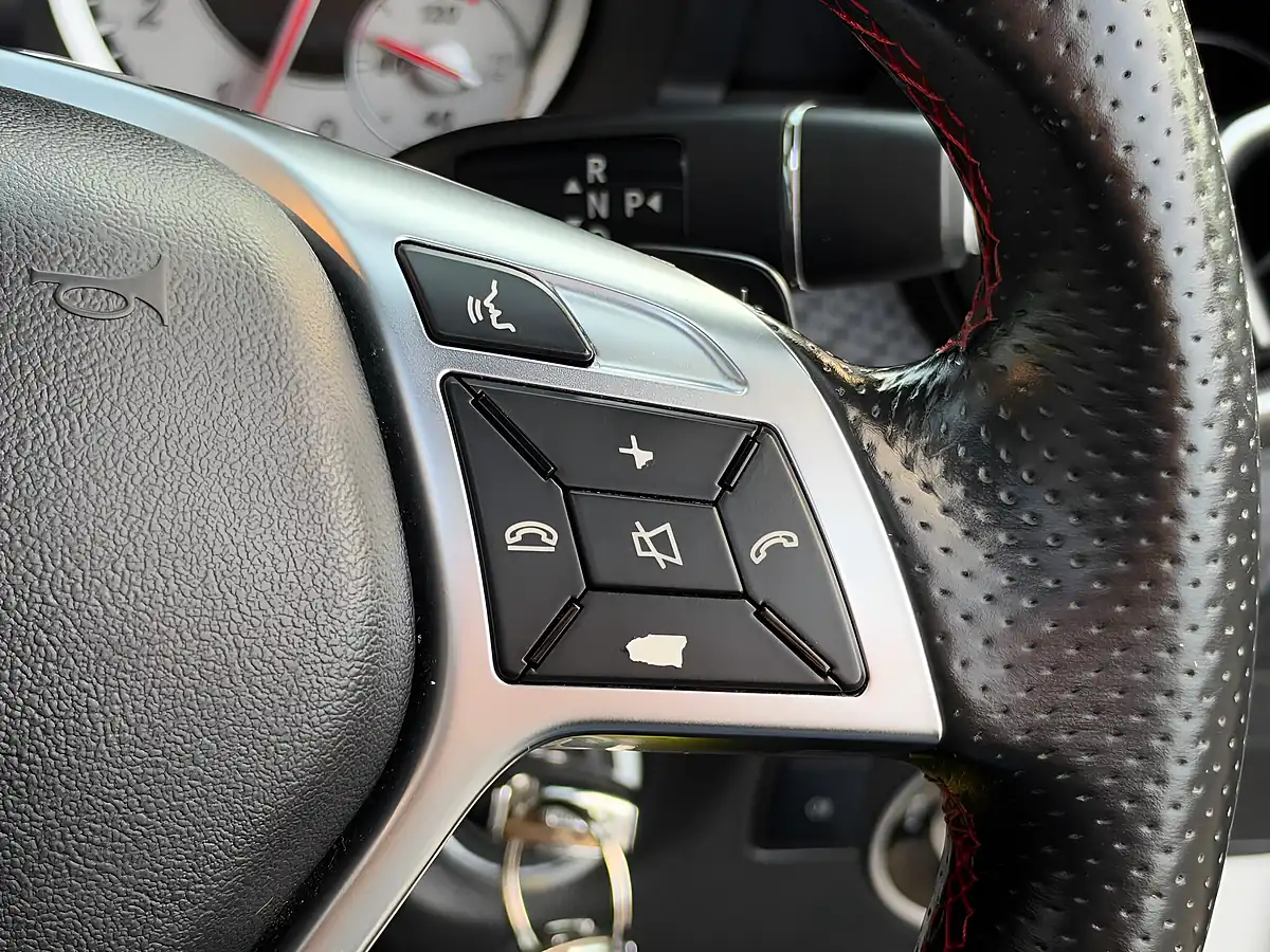Used 2015 Mercedes-Benz a Class Sport White - Interior and Exterior details 16