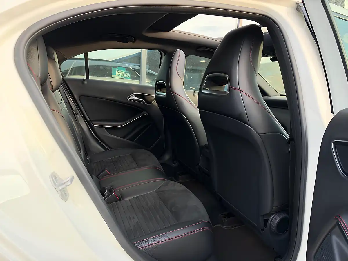 Used 2015 Mercedes-Benz a Class Sport White - Interior and Exterior details 17