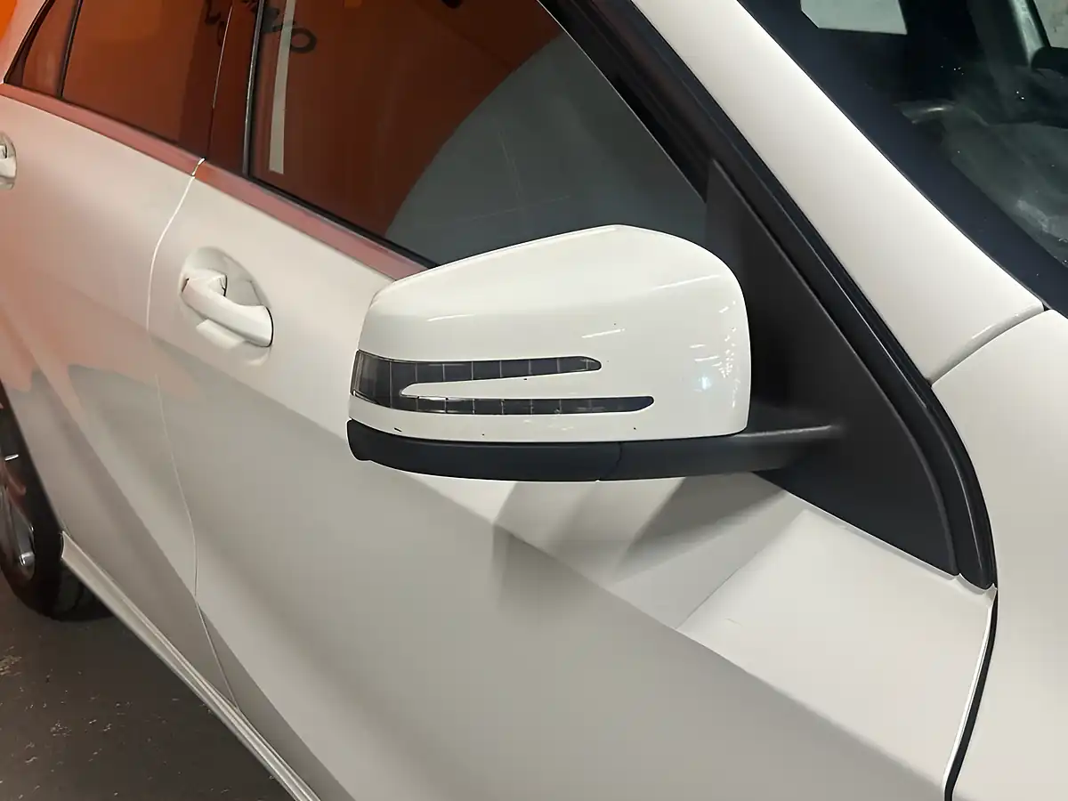 Used 2015 Mercedes-Benz a-Class Sport White - Interior and Exterior details 18