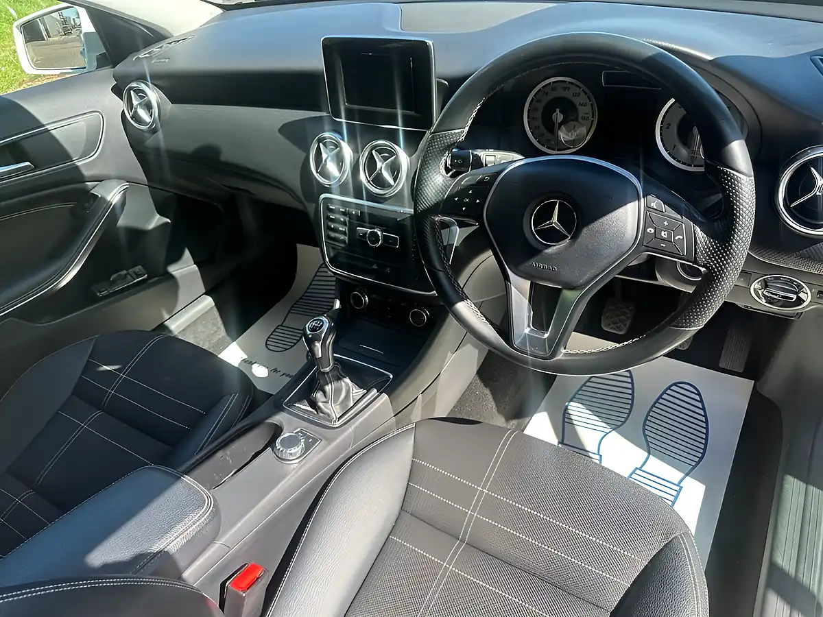 Used 2015 Mercedes-Benz a-Class Sport White - Interior and Exterior details 19