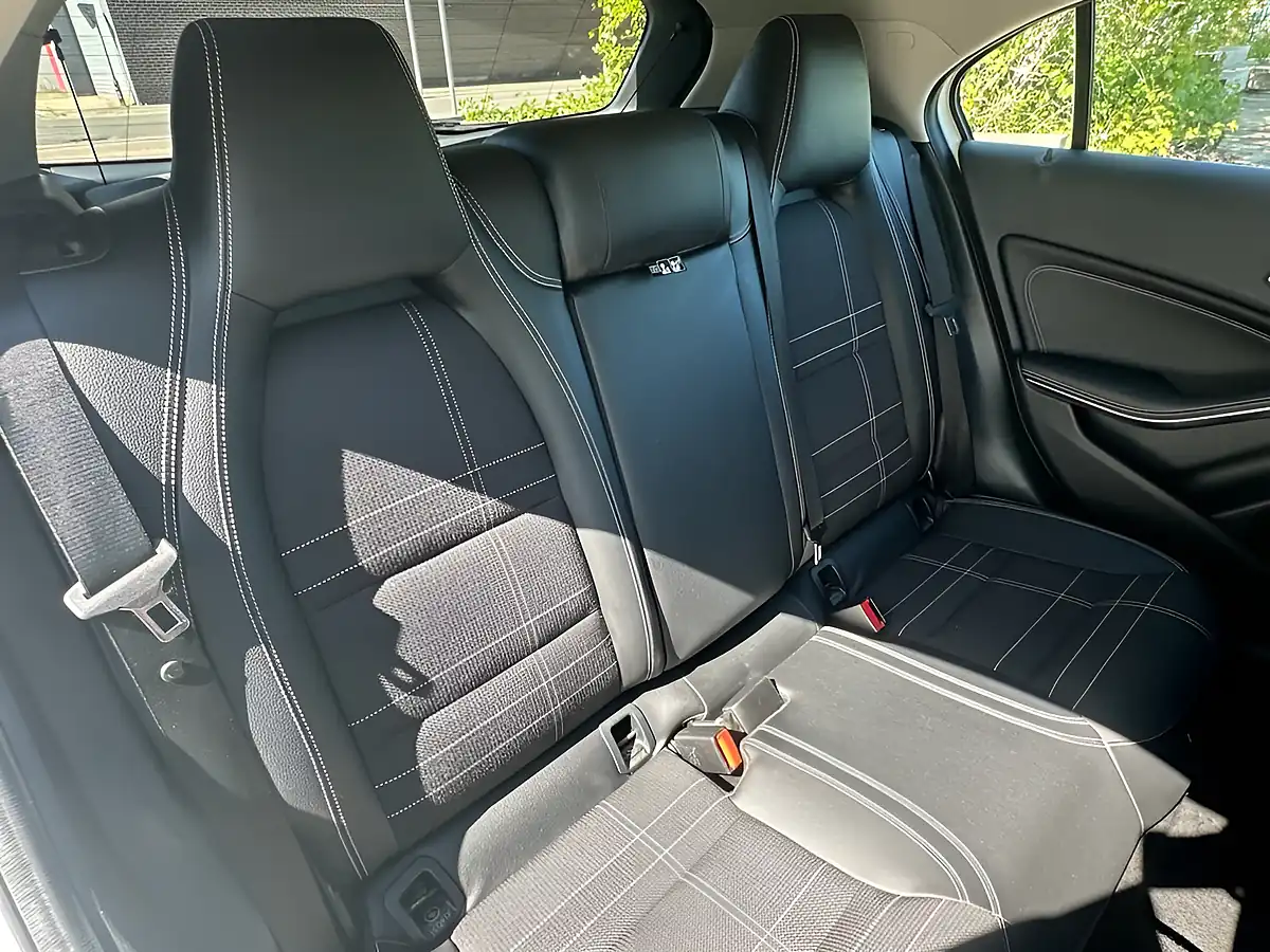 Used 2015 Mercedes-Benz a-Class Sport White - Interior and Exterior details 20
