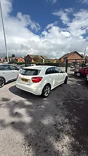 Used 2015 Mercedes-Benz A180 Premium Polar White - Interior and Exterior details 5