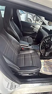 Used 2015 Mercedes-Benz A180 Premium Polar White - Interior and Exterior details 8