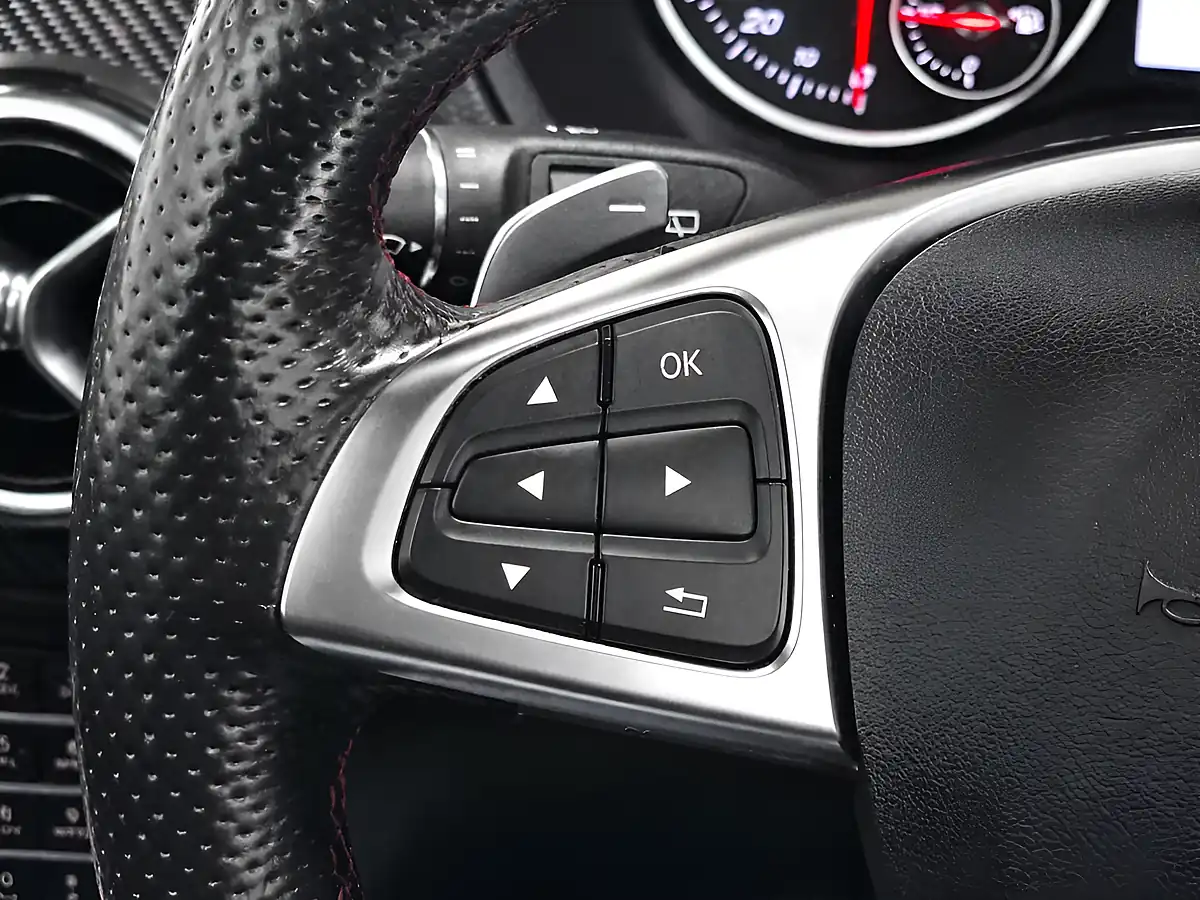 Used 2015 Mercedes-Benz B Class AMG Line Premium Jupiter Red - Interior and Exterior details 19