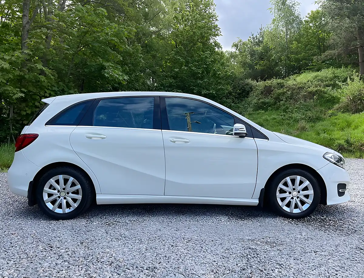 Used 2015 Mercedes-Benz B Class Se Executive Cirrus White - Interior and Exterior details 2