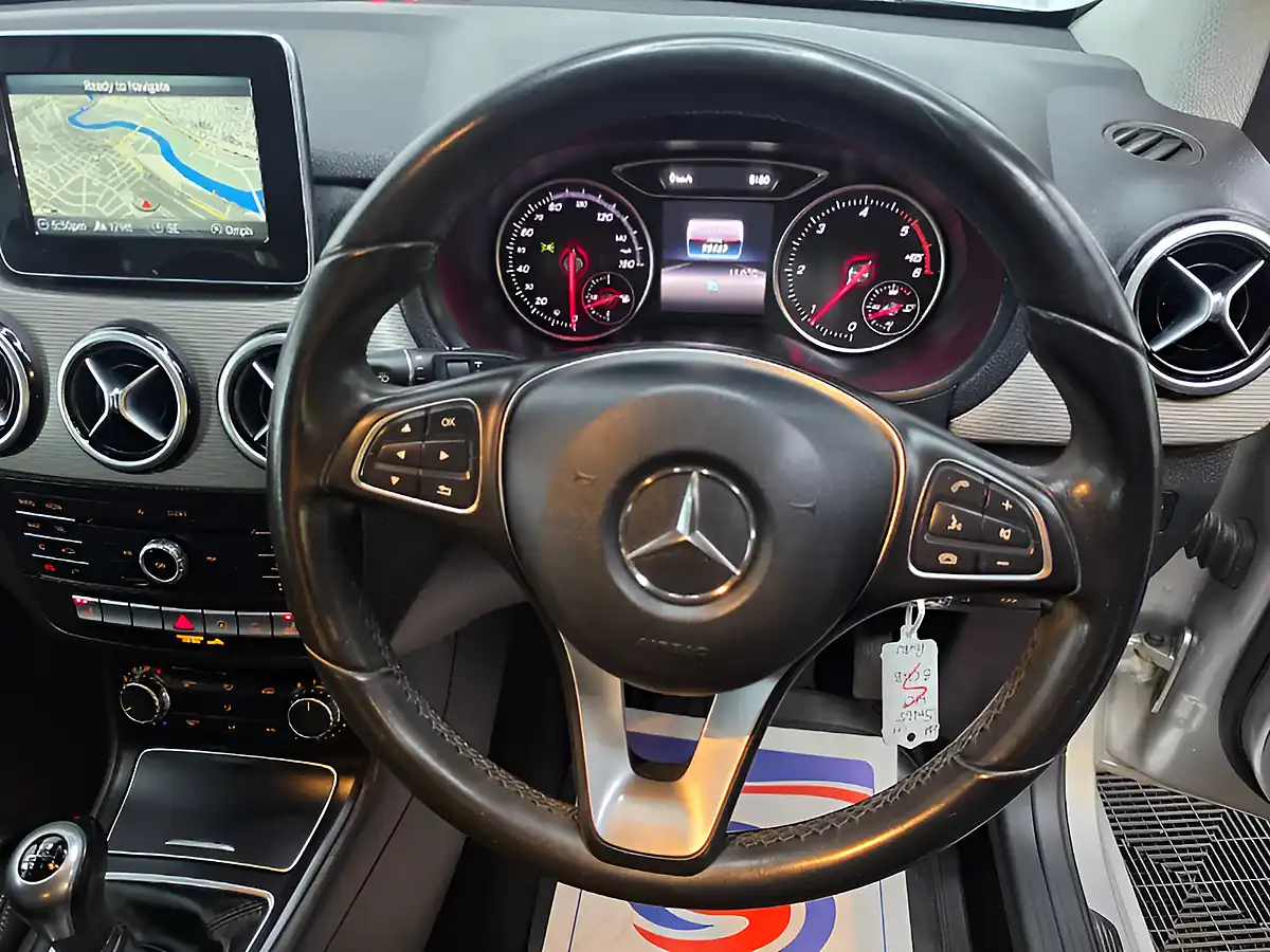 Used 2015 Mercedes-Benz B Class Se (executive) Silver - Interior and Exterior details 10