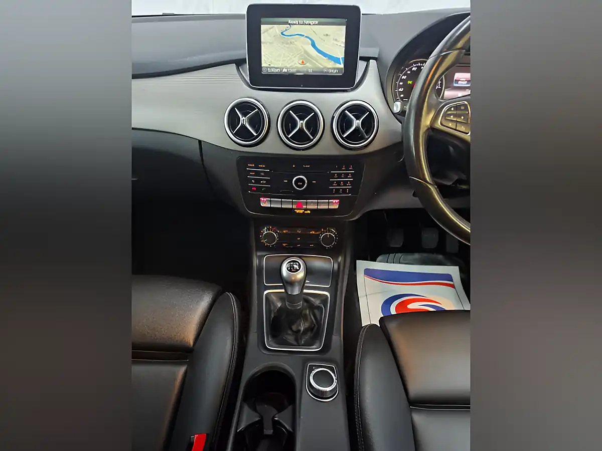 Used 2015 Mercedes-Benz B Class Se (executive) Silver - Interior and Exterior details 12