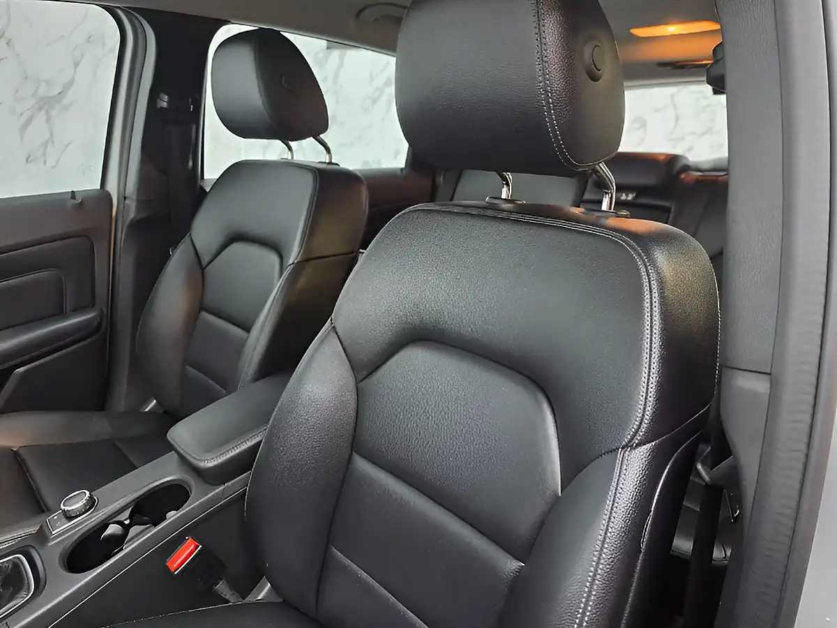 Used 2015 Mercedes-Benz B Class Se (executive) Silver - Interior and Exterior details 14