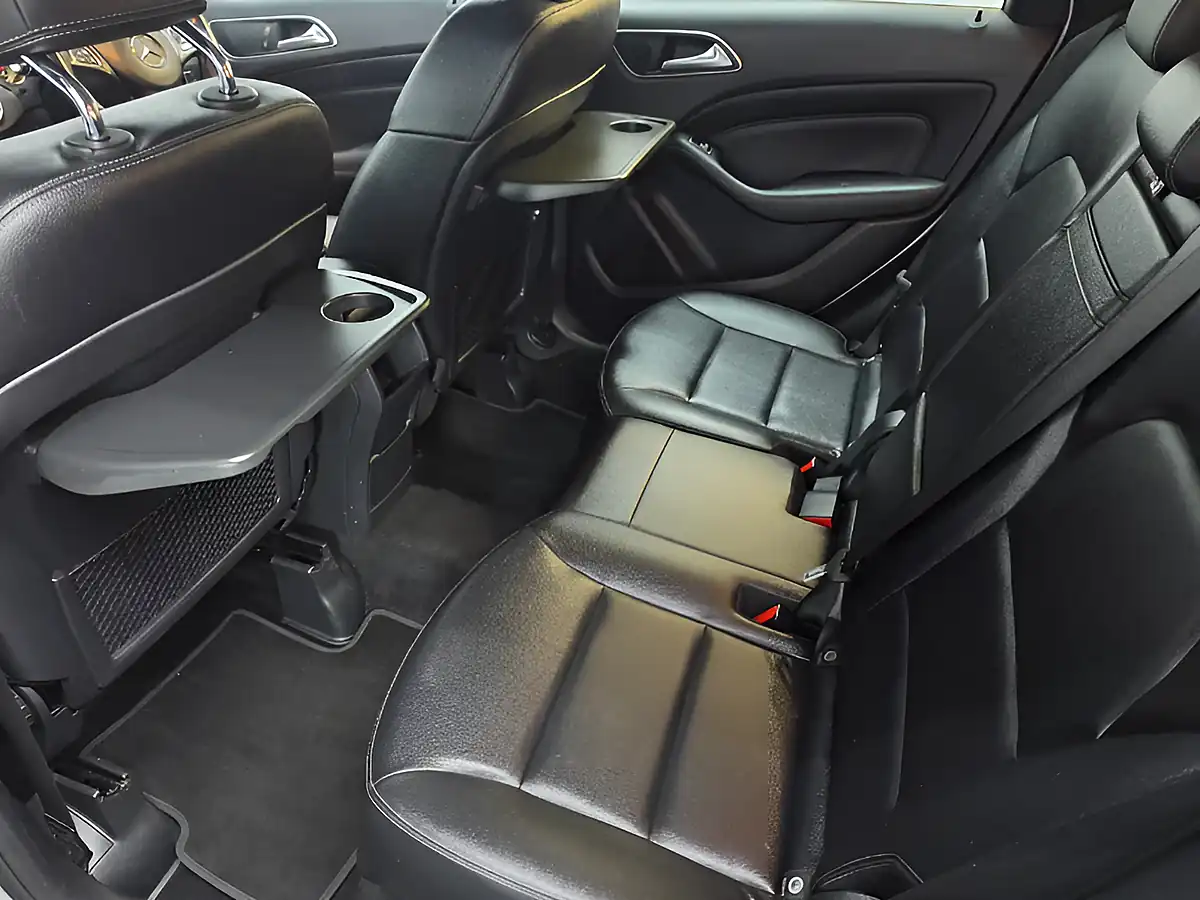 Used 2015 Mercedes-Benz B Class Se (executive) Silver - Interior and Exterior details 19