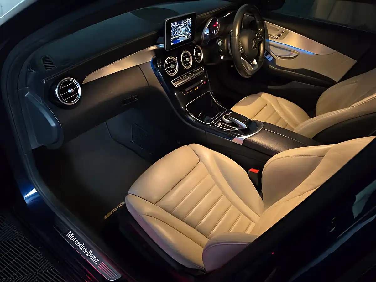 Used 2015 Mercedes-Benz C Class AMG Line (premium) Blue - Interior and Exterior details 16