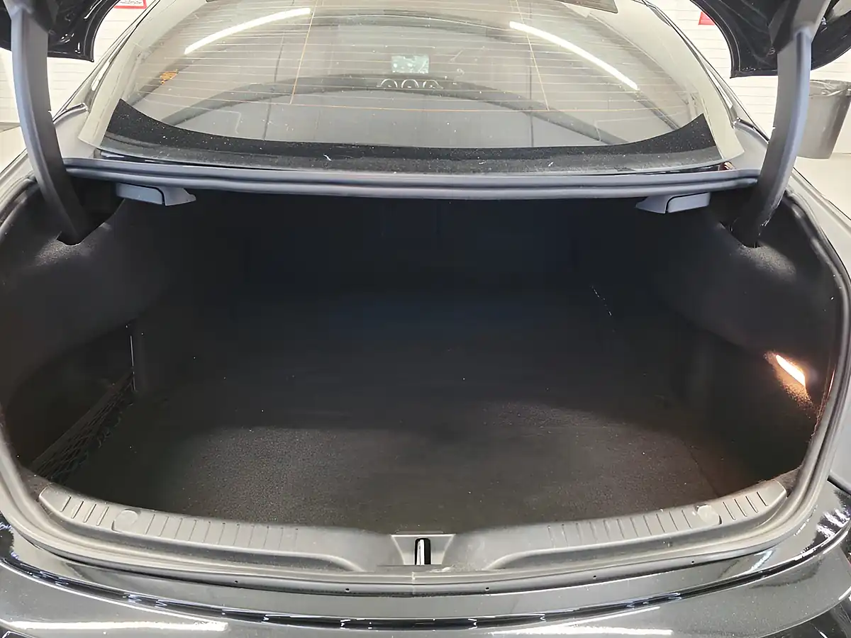 Used 2015 Mercedes-Benz C Class AMG Line (premium Plus) Black - Interior and Exterior details 18