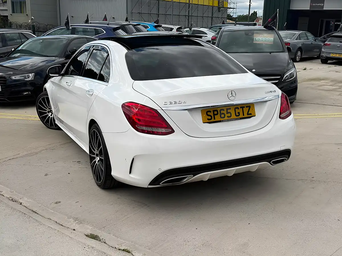 Used 2015 Mercedes-Benz C Class AMG Line (premium) White - Interior and Exterior details 5
