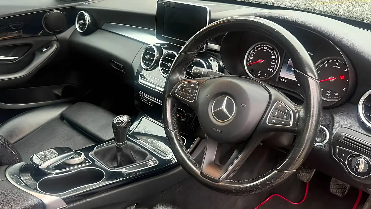 Used 2015 Mercedes-Benz C Class Se Black - Interior and Exterior details 11