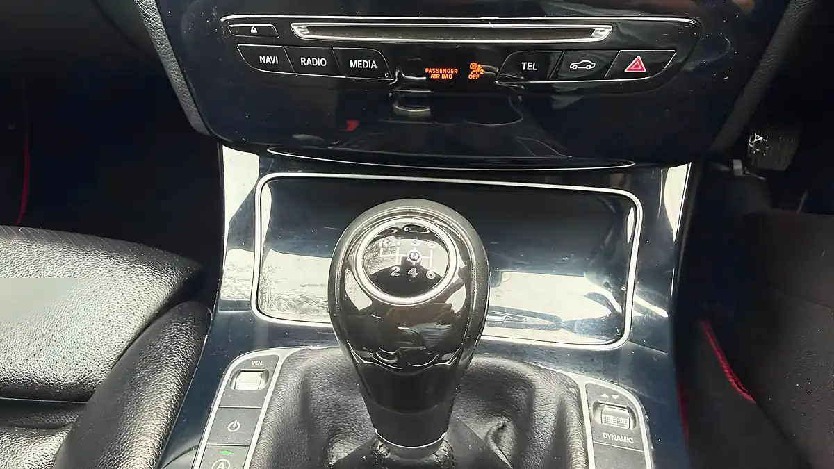 Used 2015 Mercedes-Benz C Class Se Black - Interior and Exterior details 12