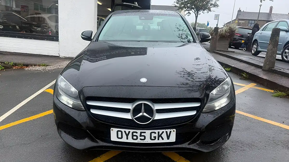 Used 2015 Mercedes-Benz C Class Se Black - Interior and Exterior details 2