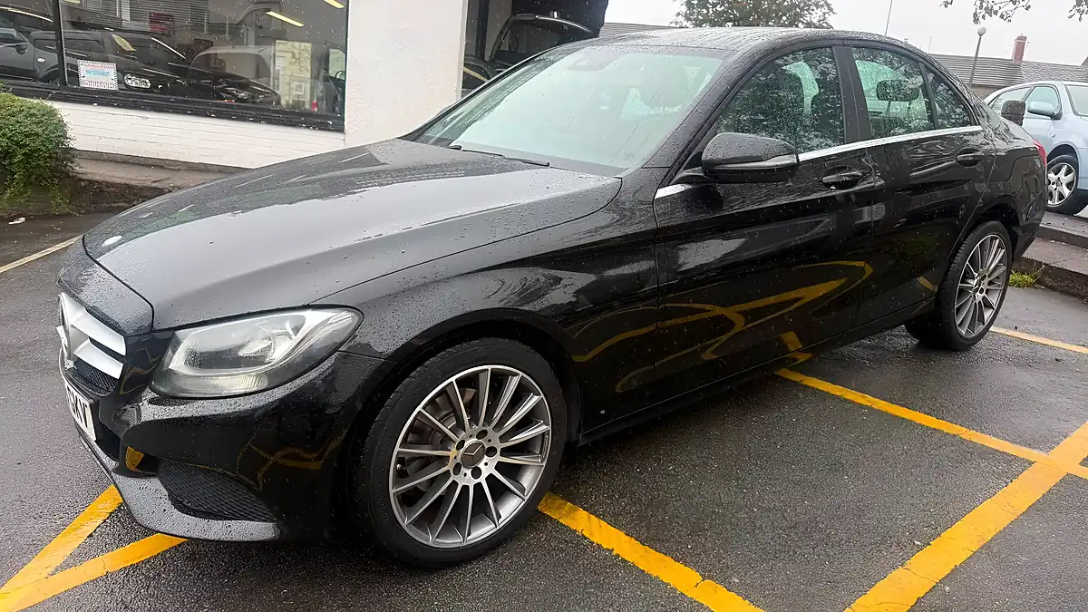 Used 2015 Mercedes-Benz C Class Se Black - Interior and Exterior details 3