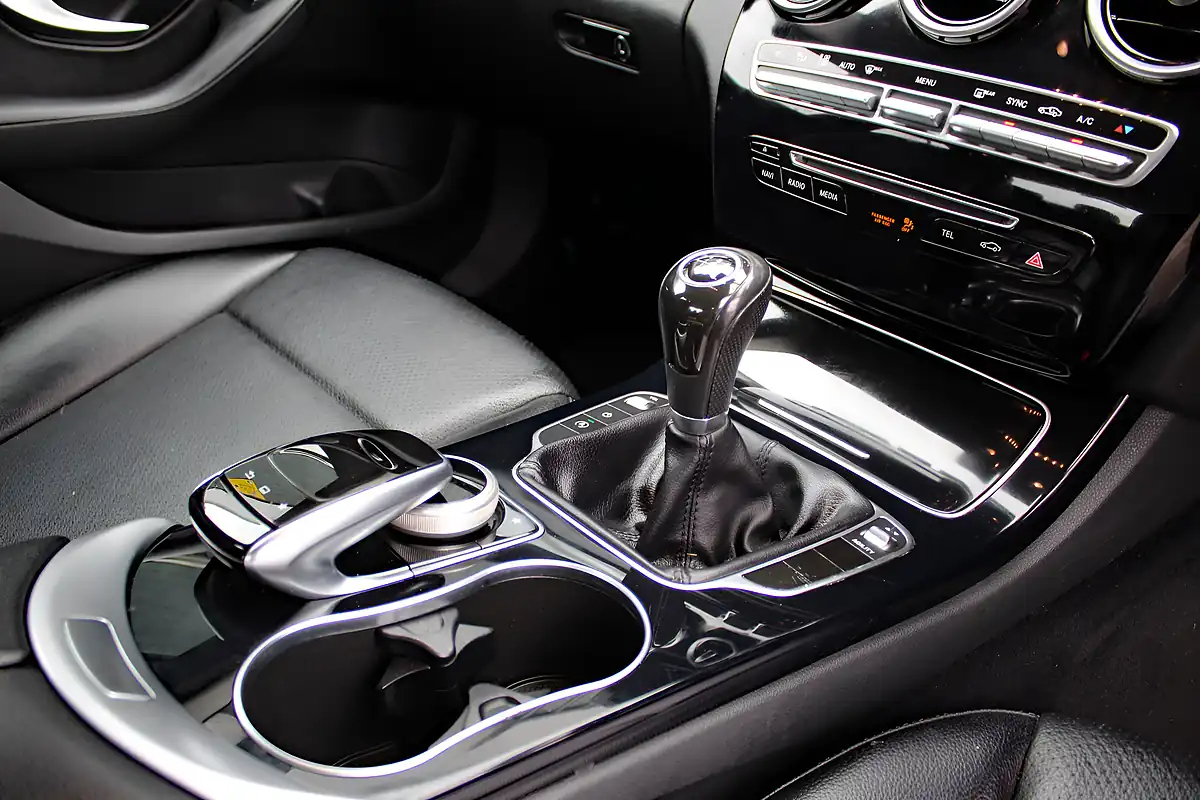 Used 2015 Mercedes-Benz C Class Se Black - Interior and Exterior details 17