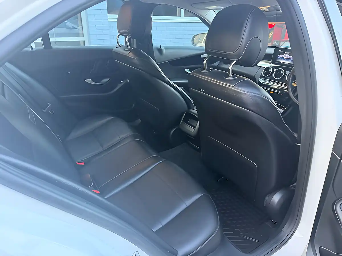 Used 2015 Mercedes-Benz C Class Se Executive White - Interior and Exterior details 17