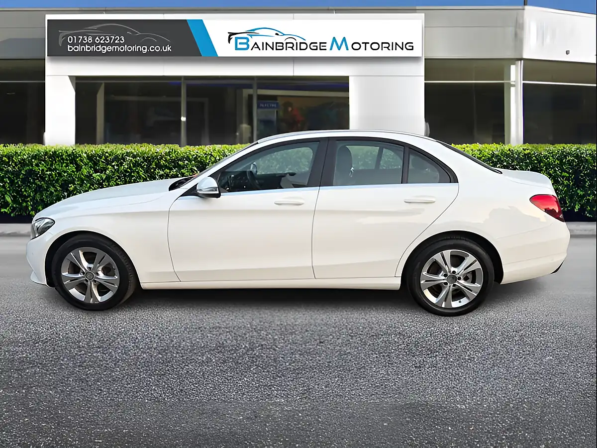 Used 2015 Mercedes-Benz C Class Se Executive White - Interior and Exterior details 6