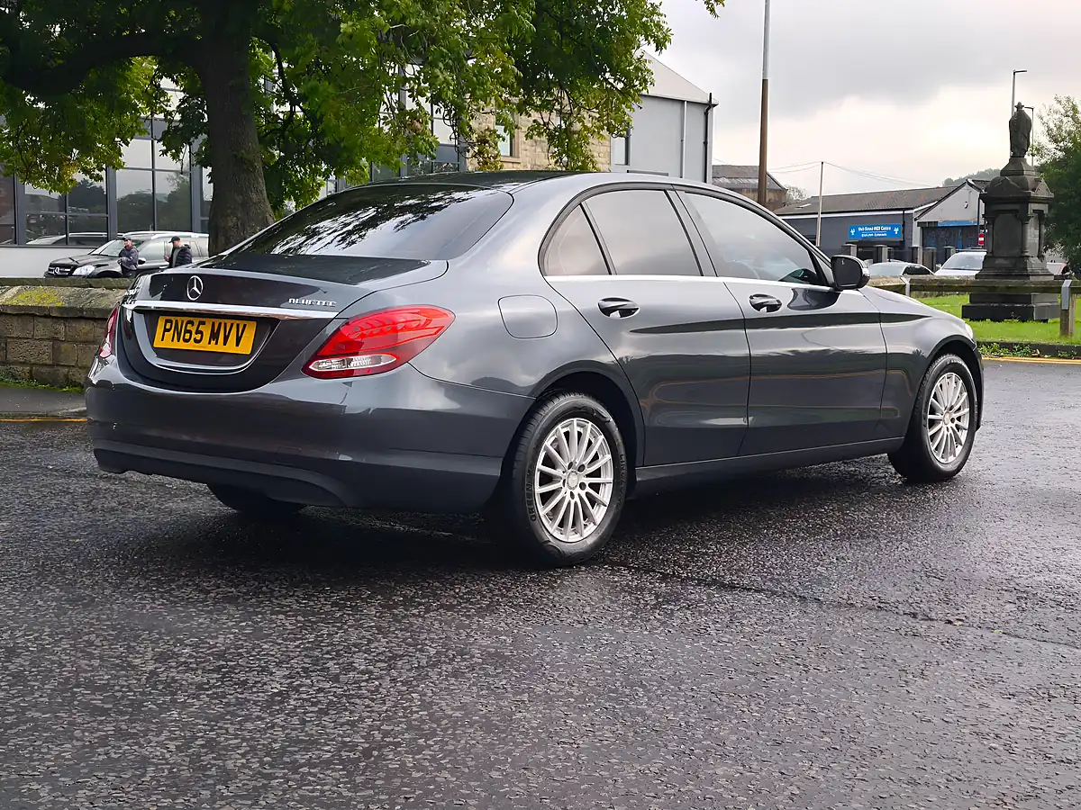 Used 2015 Mercedes-Benz C Class Se Grey - Interior and Exterior details 13