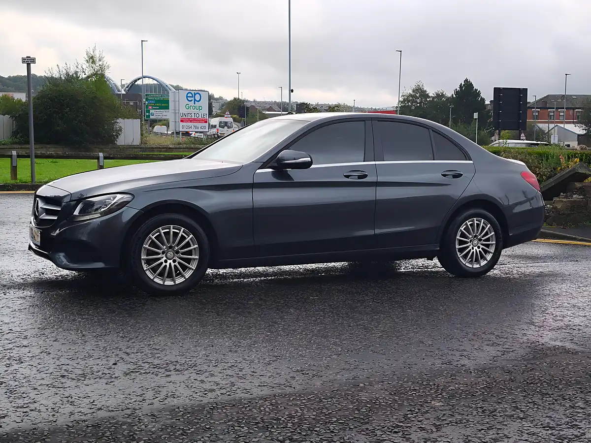 Used 2015 Mercedes-Benz C Class Se Grey - Interior and Exterior details 18