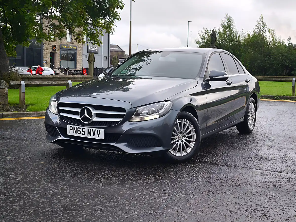 Used 2015 Mercedes-Benz C Class Se Grey - Interior and Exterior details 2