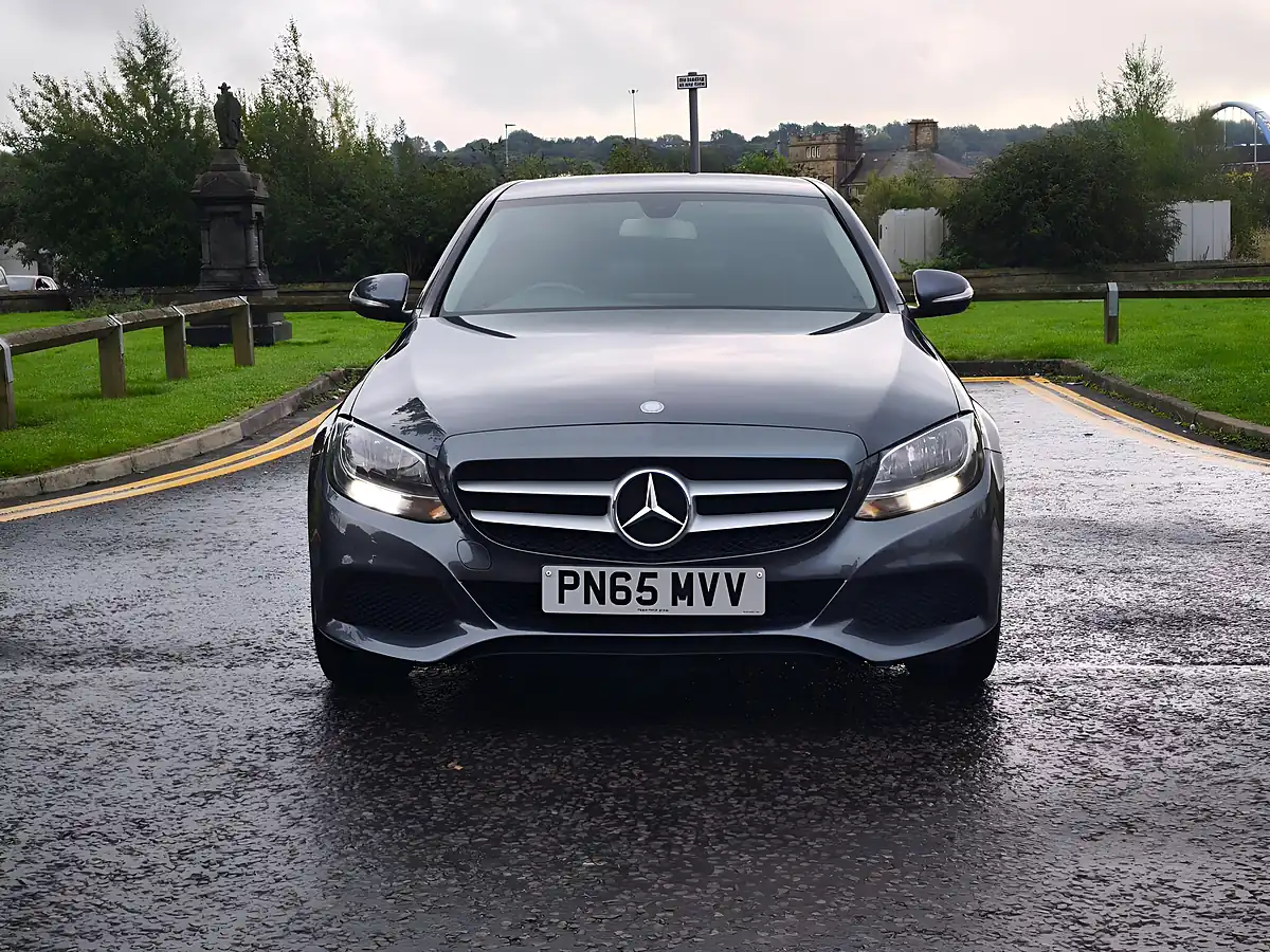 Used 2015 Mercedes-Benz C Class Se Grey - Interior and Exterior details 6