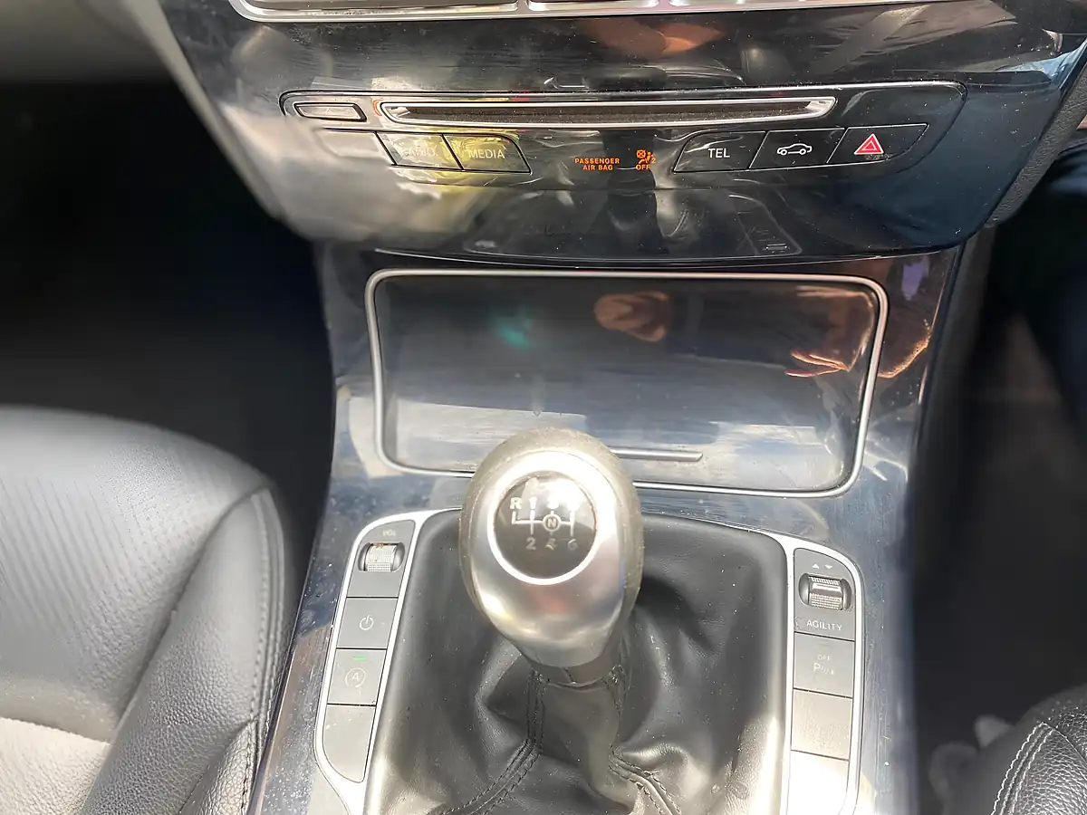 Used 2015 Mercedes-Benz C Class Sport Black - Interior and Exterior details 7