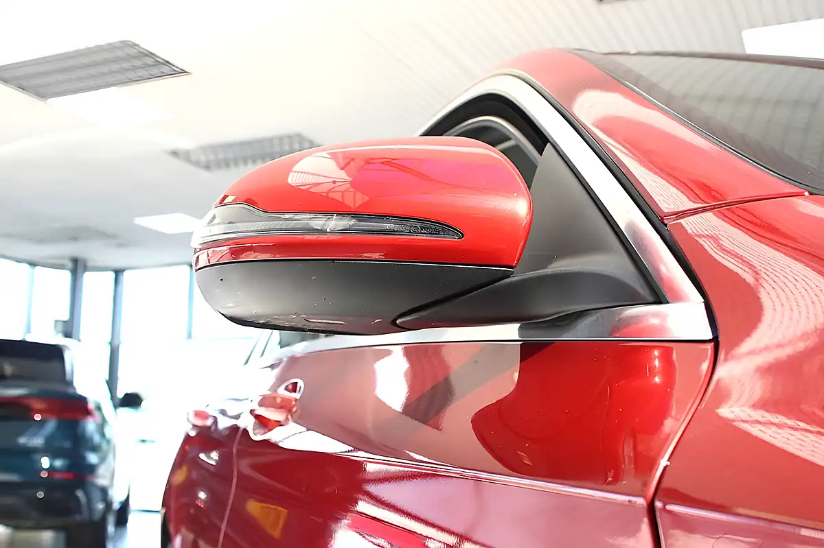 Used 2015 Mercedes-Benz C-Class Sport Hyacinth Red - Interior and Exterior details 11