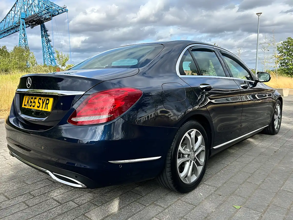 Used 2015 Mercedes-Benz C Class Sport (premium Plus) Blue - Interior and Exterior details 8