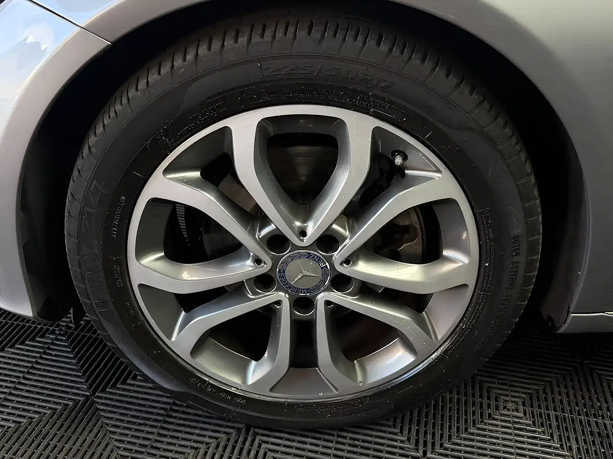 Used 2015 Mercedes-Benz C Class Sport (premium) Silver - Interior and Exterior details 17