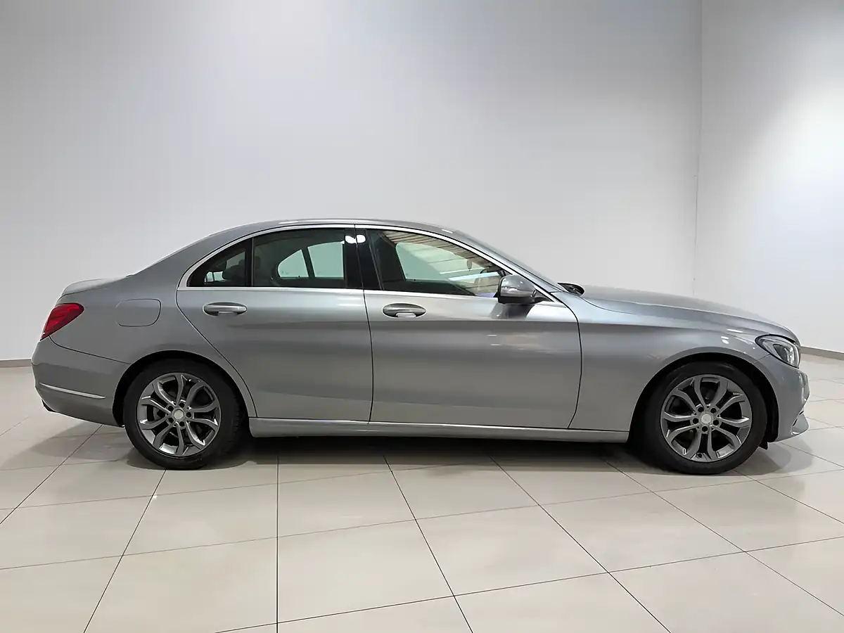 Used 2015 Mercedes-Benz C-Class Sport Silver - Interior and Exterior details 11