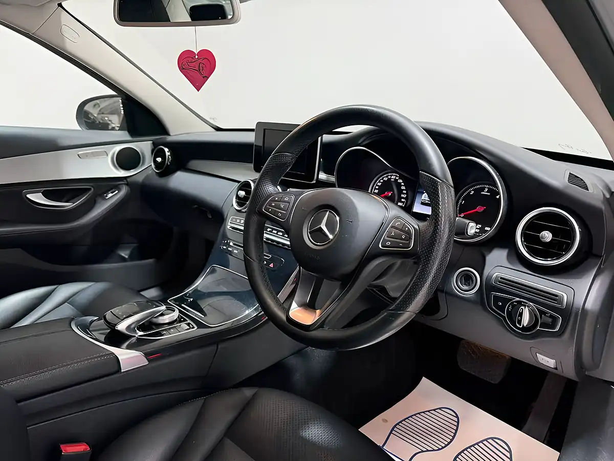 Used 2015 Mercedes-Benz C-Class Sport Silver - Interior and Exterior details 12