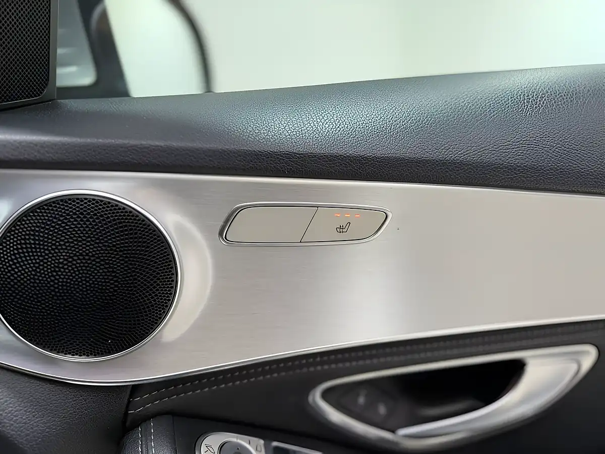 Used 2015 Mercedes-Benz C-Class Sport Silver - Interior and Exterior details 16