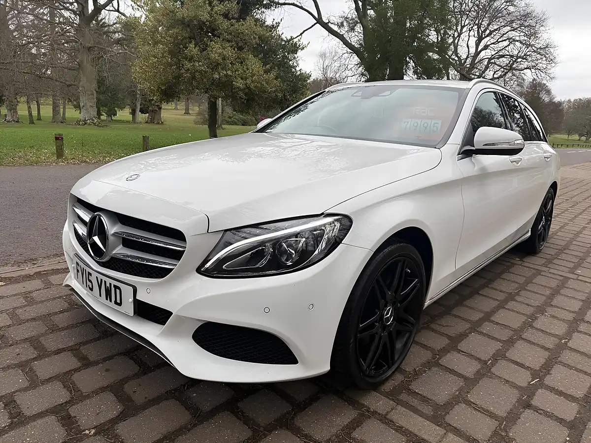Used 2015 Mercedes-Benz C Class Sport White - Interior and Exterior details 10