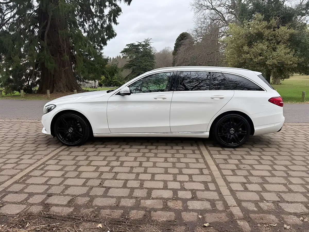 Used 2015 Mercedes-Benz C Class Sport White - Interior and Exterior details 7