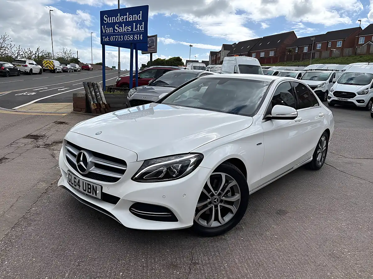 Used 2015 Mercedes-Benz C Class Sport White - Front View