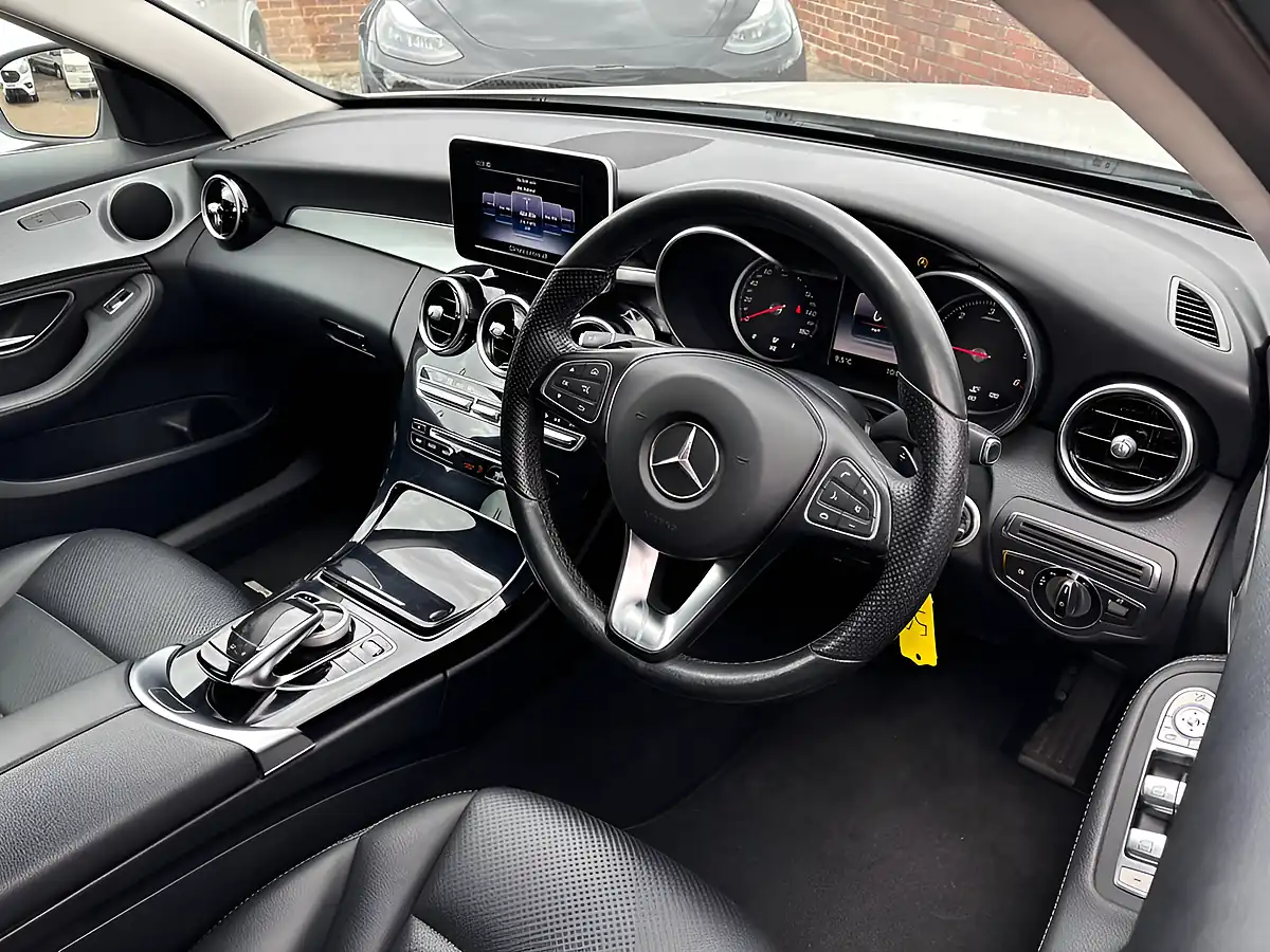 Used 2015 Mercedes-Benz C Class Sport White - Interior and Exterior details 12