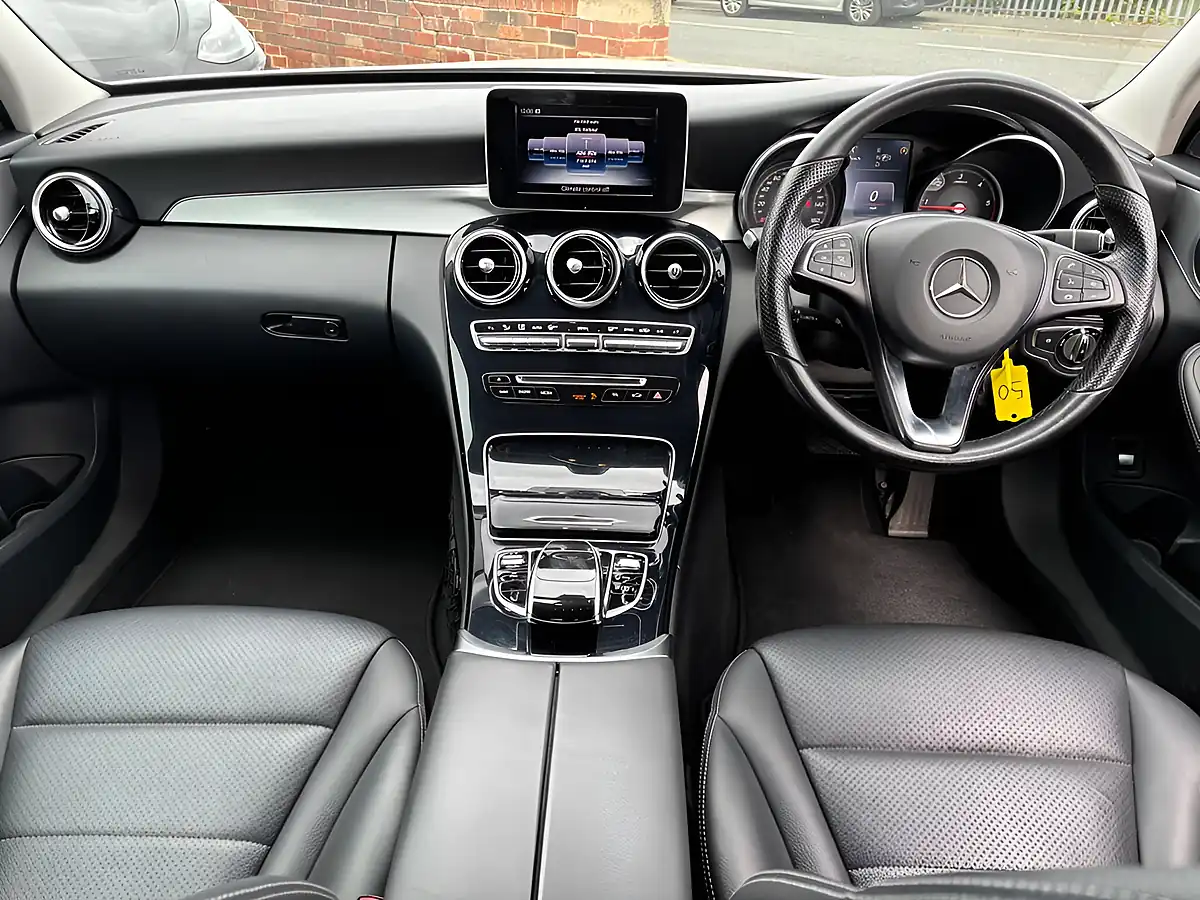 Used 2015 Mercedes-Benz C Class Sport White - Interior and Exterior details 16