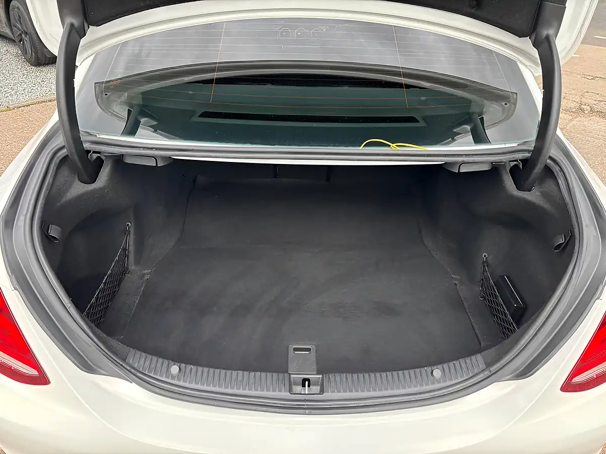 Used 2015 Mercedes-Benz C Class Sport White - Interior and Exterior details 17