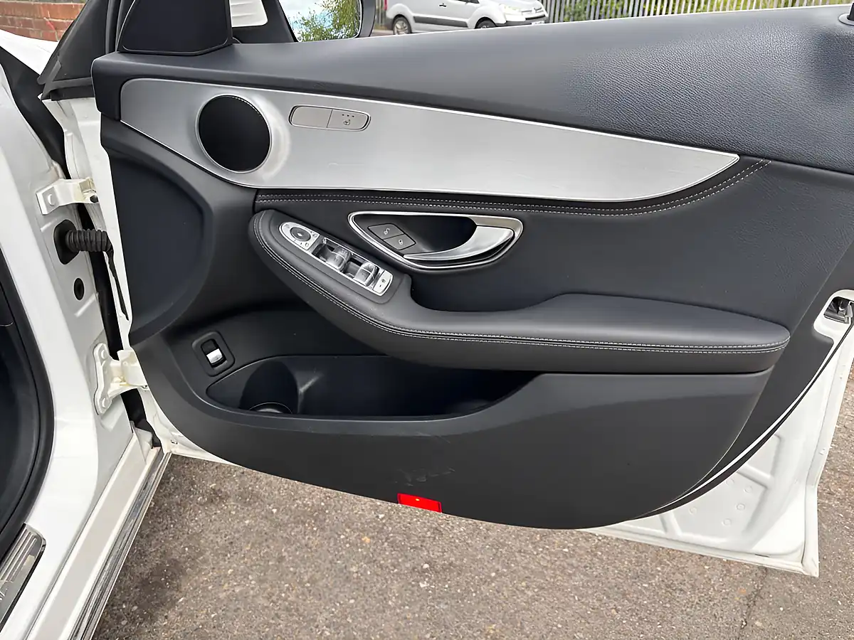 Used 2015 Mercedes-Benz C Class Sport White - Interior and Exterior details 18