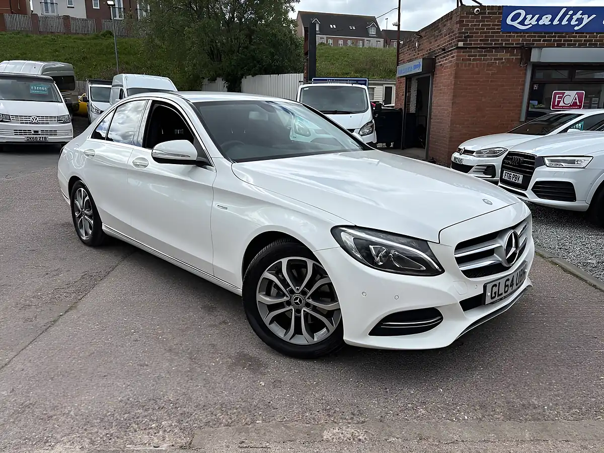 Used 2015 Mercedes-Benz C Class Sport White - Interior and Exterior details 3