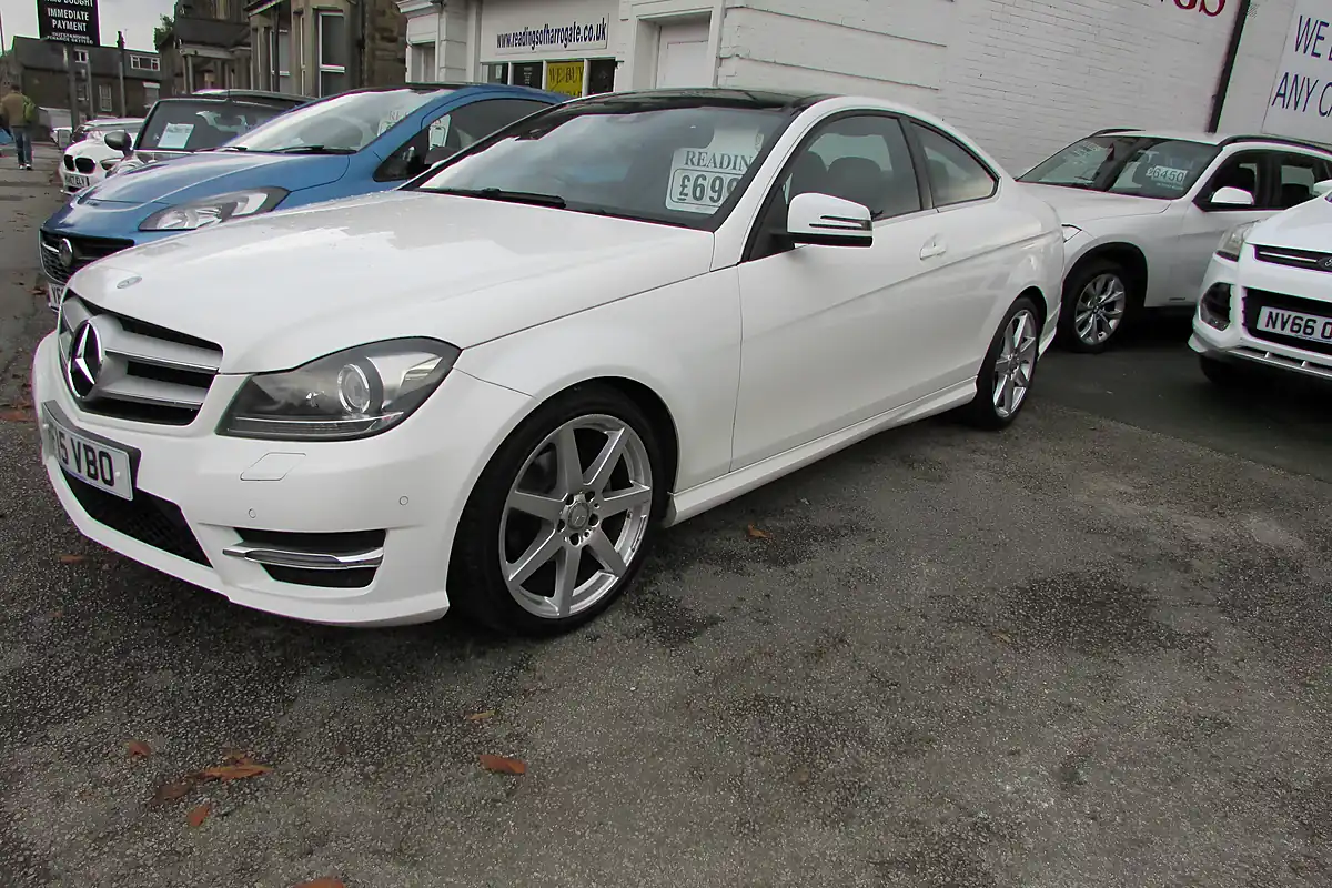 Used 2015 Mercedes-Benz C250 Sport Edition Premium Plus White - Interior and Exterior details 4