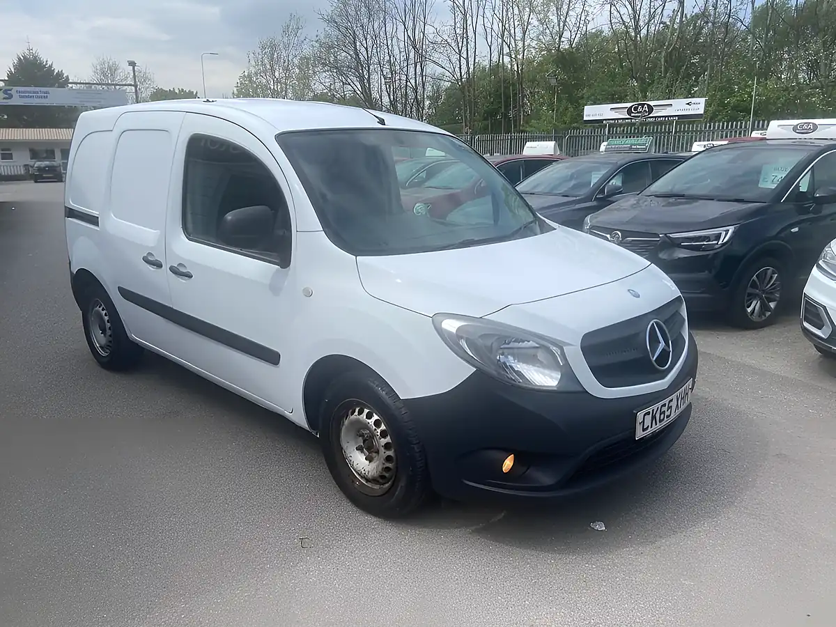 Used 2015 Mercedes-Benz Citan Blueefficiency Panel Van L2 White - Front View