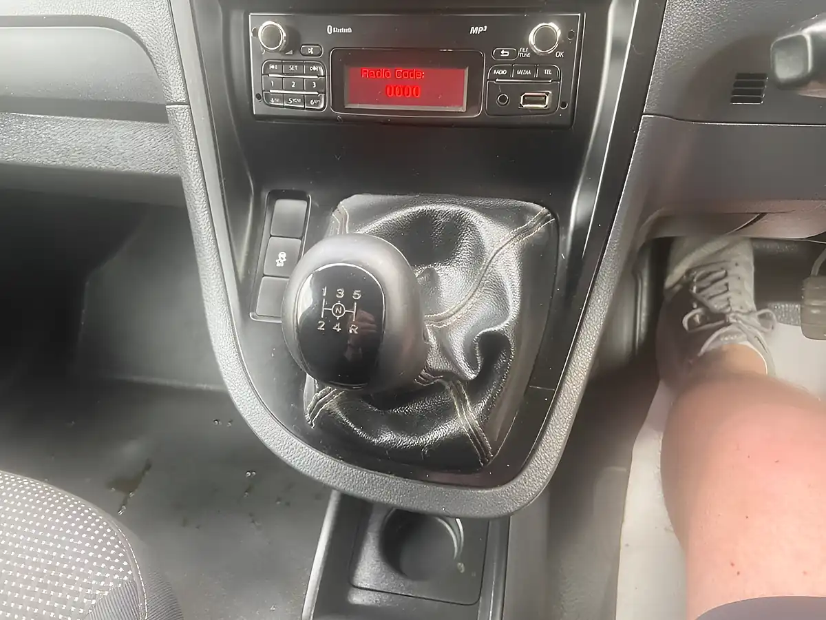 Used 2015 Mercedes-Benz Citan Blueefficiency Panel Van L2 White - Interior and Exterior details 18