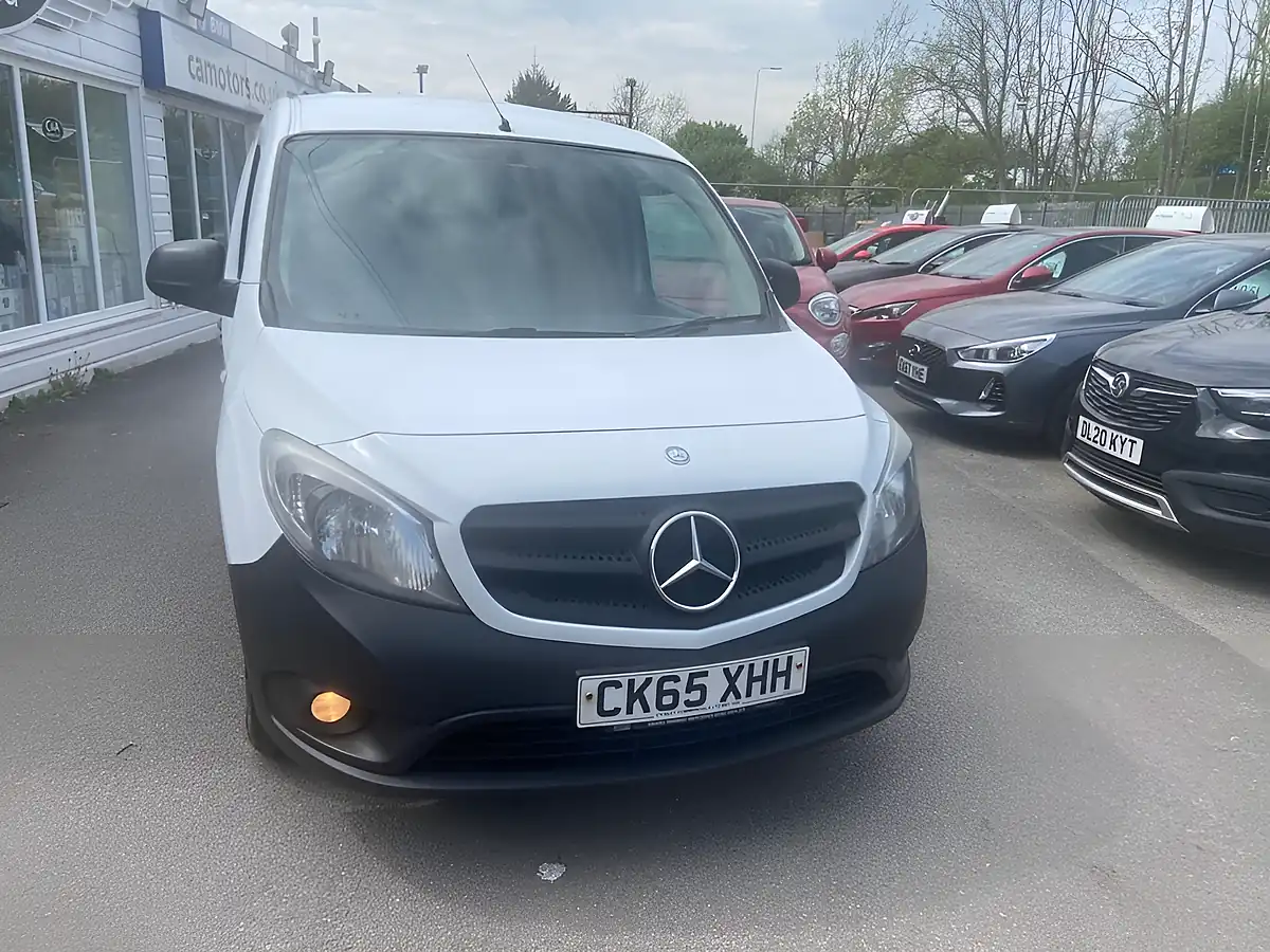 Used 2015 Mercedes-Benz Citan Blueefficiency Panel Van L2 White - Interior and Exterior details 2